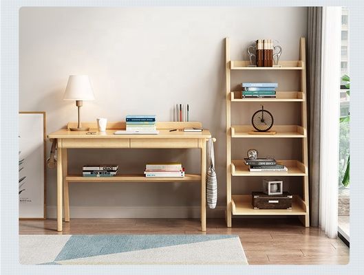 Компьютерный стол из дерева с экологически чистым поверхностным материалом