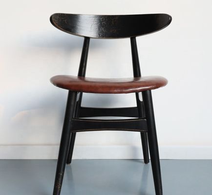 Массивный деревянный столик практичный и современный дизайн для домашнего стола Османский