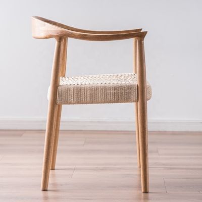 Студенческий стол и стул для кафе Современный скандинавский стиль для отдыха Стол для обеда из твердого пепла из дерева с бумажной веревкой