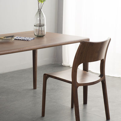 Специфический стол для обеда из твердого дерева с конкурентоспособным дизайном, приемлемым для клиентов