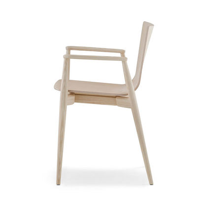 Nordic Light Luxury Solid Wood Armchair Leather upholstered Dining Chair for Hotel Cafe and Living Room Mail Packing (Скандинавский легкий роскошный кресло из массивного дерева из кожи)