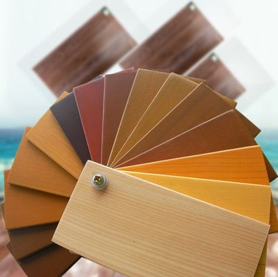 Гостиничный ресторанный столовый стул с деревянной рамой из твердого пепла и пенообразным сиденьем из металлической ткани