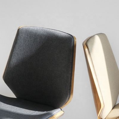 Практический стол для обеда с деревянными ногами и индивидуальной тканью