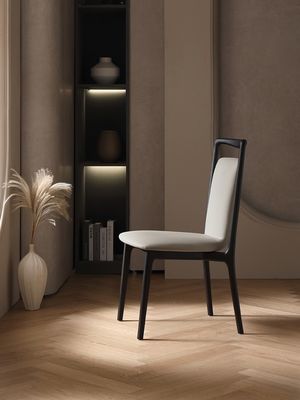 Домашняя мебель в современном скандинавском стиле Ресторан Столовая Деревянные стулья с нитролаком