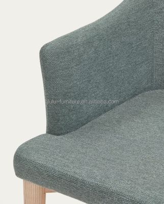 Массивные деревянные ноги гостиная кресло для отдыха уникальный дизайн спинки ткань столик для современной мебели в столовой