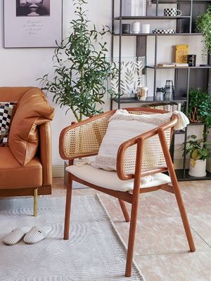 Устойчивый нитролаковый отдел японского дизайна твердое дерево ратан столы для ресторанов и столовых 2023