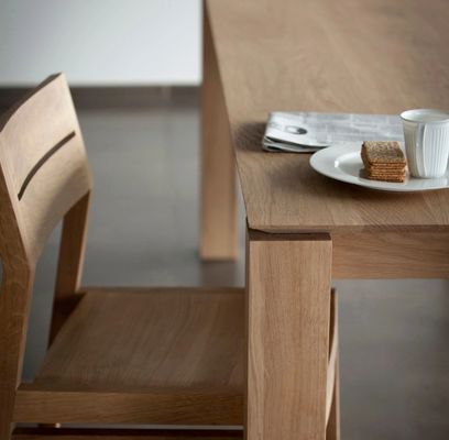 Домашняя мебель Столик из массивного дерева в натуральном цвете для современной столовой