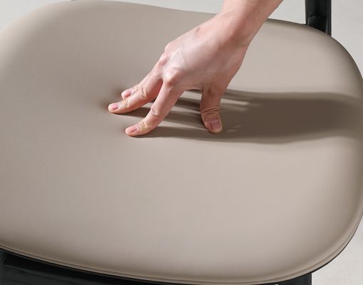 Прочный и универсальный твердый древесина PU кожаная ткань натуральный пластик ратан образец с нитролаком отделки