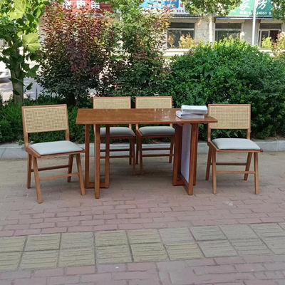 Стол для обеда в кафе и ресторанах 2023 Solid Wood PU Leather Nordic Style Modern Design