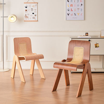 Гостиничный ресторан Скандинавский деревянный столик с нитролаком и резиновой деревянной рамой