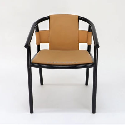 Специфический столовый стул с плотной деревянной рамой Leisure Lounge Accent Arm Chairs with Brown Saddle Leather
