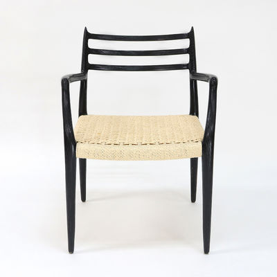 Современный столовый стул Ручно тканый шнур Нитролакер Окончание твердое дерево с подлокотником