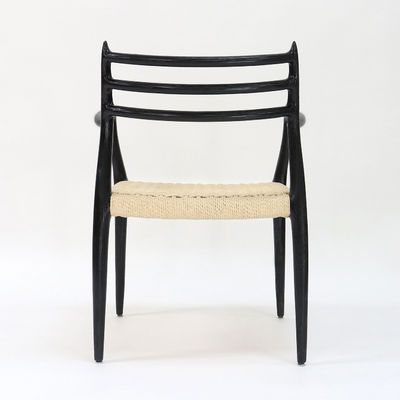 Современный столовый стул Ручно тканый шнур Нитролакер Окончание твердое дерево с подлокотником