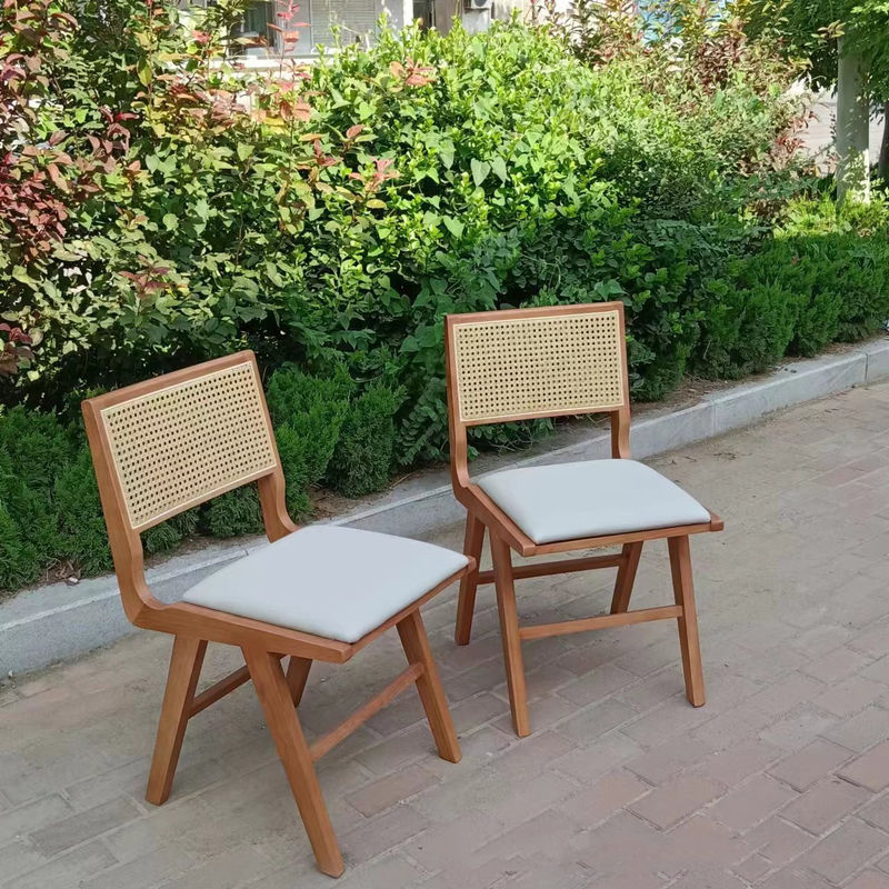 Стол для обеда в кафе и ресторанах 2023 Solid Wood PU Leather Nordic Style Modern Design